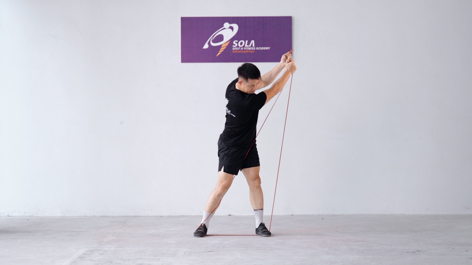 HLV SOLA minh họa bài tập với dây kháng lực